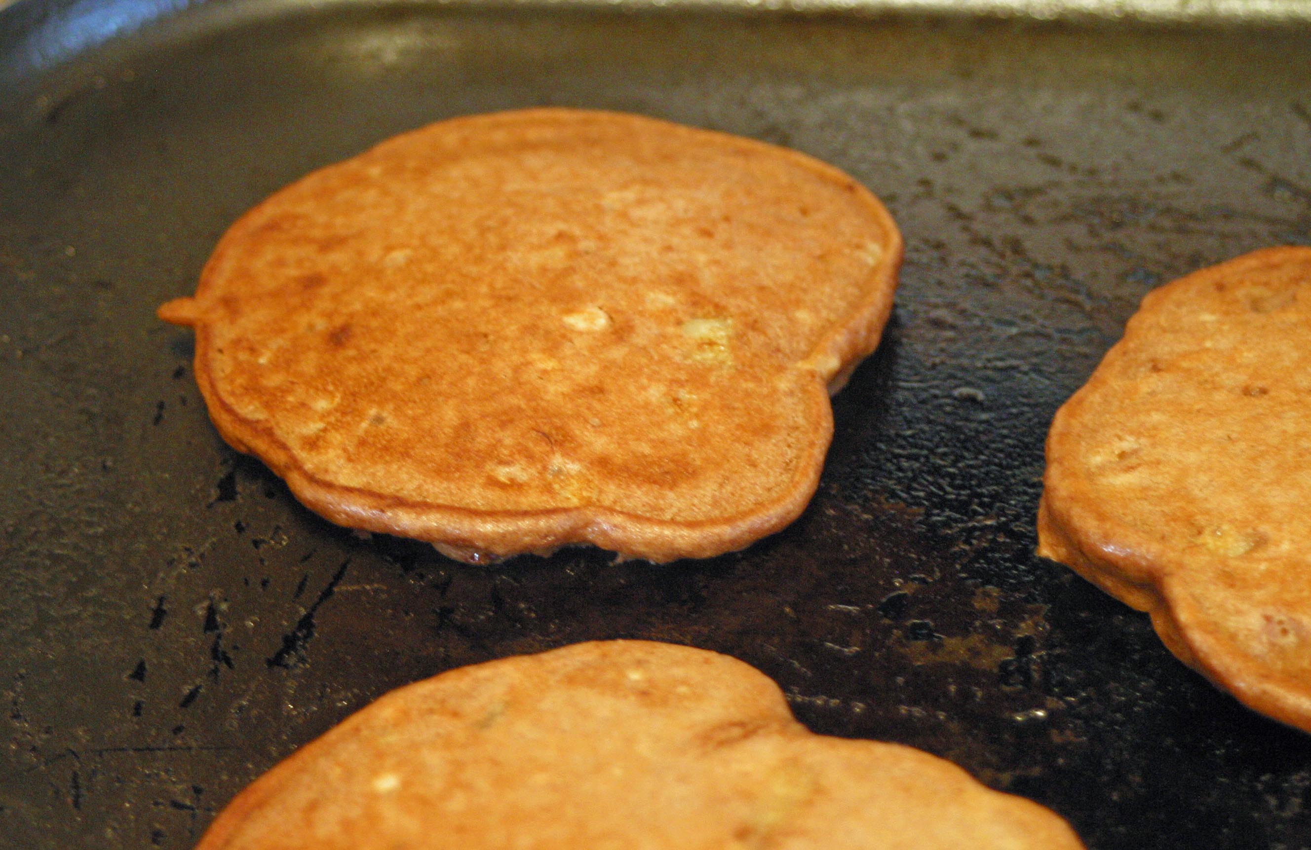 mix simple ordinary twist  Banana make on pancake Pancakes a with to pancakes nut delicious how banana and  pancakes