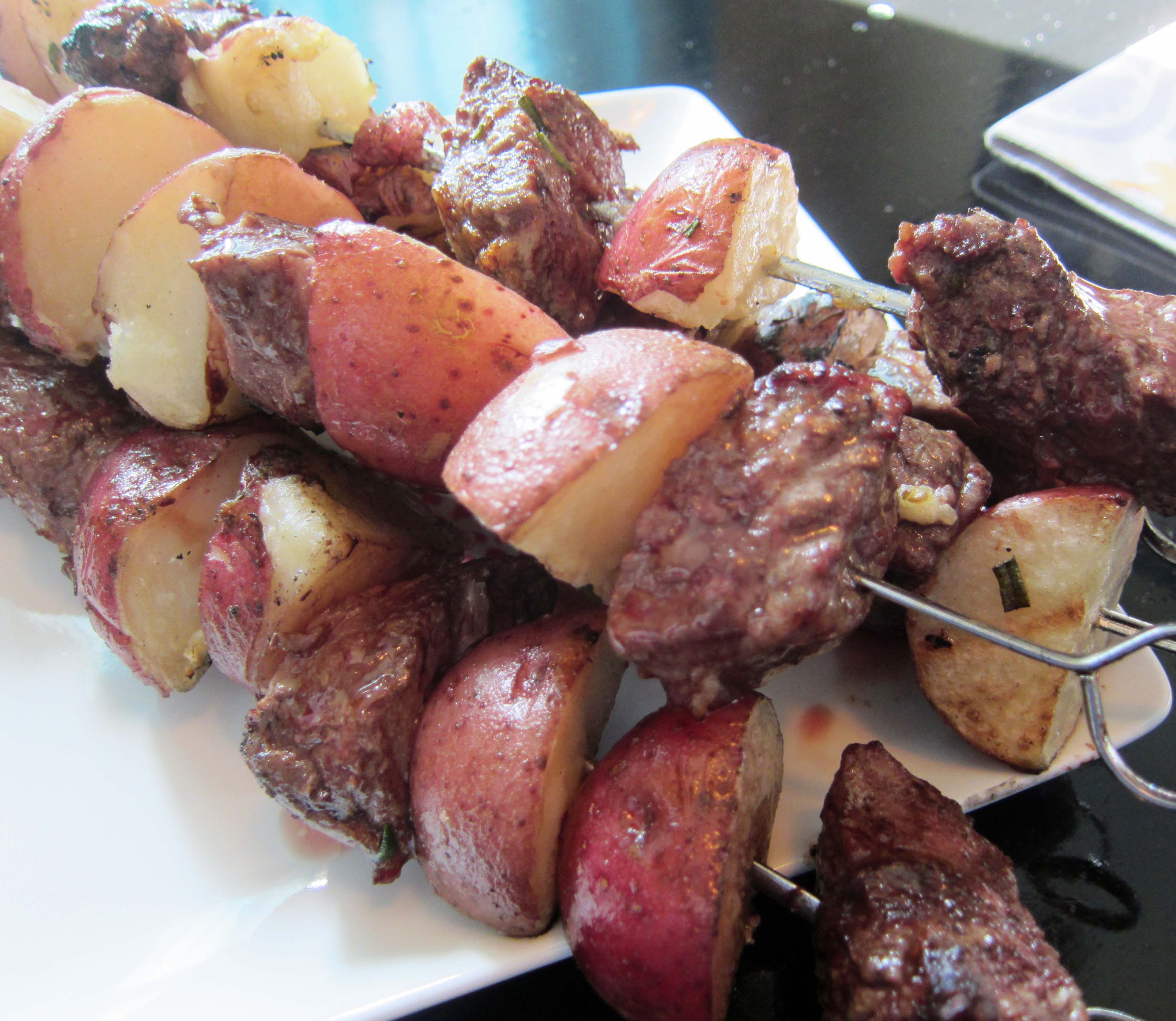 Dinner Tonight Steak And Potato Kabobs With Cinnamon Honey Butter Corn